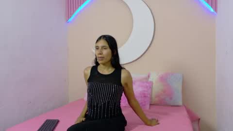 samanthalaurent online show from July 7, 7:51 pm