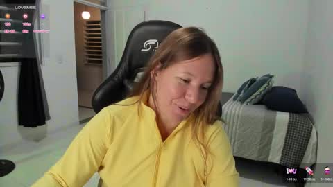 Samantha samy online show from December 23, 2:20 am