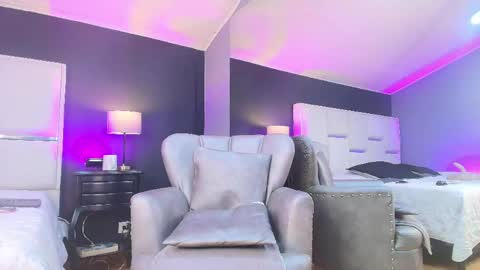 Snapshot of samanthamilf__ chatting on April 24, 7:38 pm Samanta online show from April 24, 7:38 pm