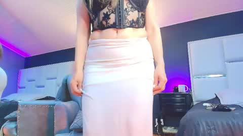Snapshot of samanthamilf__ chatting on May 1, 7:40 pm Samanta online show from May 1, 7:40 pm