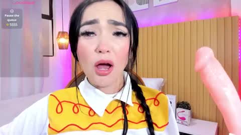 Snapshot of samanthapardo chatting on December 22, 5:21 pm SAMANTHA online show from December 22, 5:21 pm