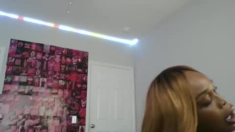 Snapshot of samanthaporsha chatting on February 3, 5:35 pm samanthaporsha online show from February 3, 5:35 pm