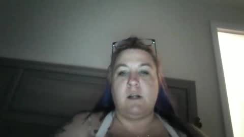 samanthasweetheart0402 online show from May 24, 9:42 pm