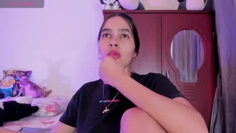 Samara is my name a pleasure delighted that you are here leave your thumb up it is important to me online show from May 23, 4:50 am