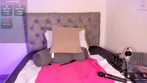 Snapshot of samara_kim chatting on February 11, 8:58 pm SAMARA online show from February 11, 8:58 pm