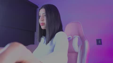 Snapshot of samara_lam chatting on September 18, 3:52 am Sammy  online show from September 18, 3:52 am