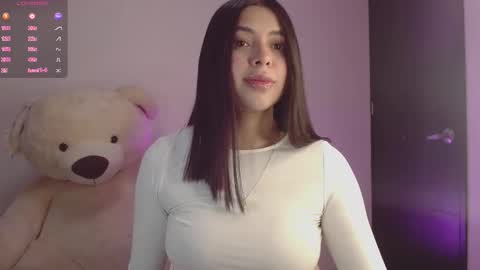 Snapshot of samara_lam chatting on February 5, 4:39 am Sammy online show from February 5, 4:39 am