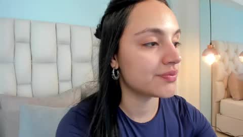 Snapshot of samara_star_ chatting on May 1, 7:18 pm Samara Star online show from May 1, 7:18 pm