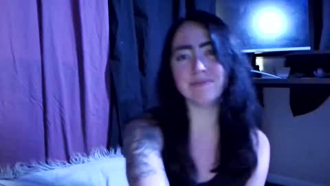 Snapshot of samaranoir chatting on October 9, 2:42 am Samara Noir online show from October 9, 2:42 am