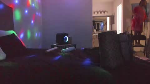 Yaya online show from February 22, 2:13 am