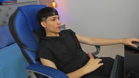 Sam online show from March 6, 12:34 pm