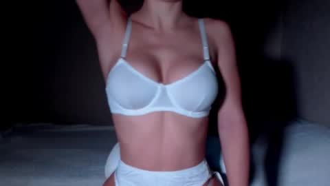 Sam Demia online show from December 2, 2:39 am