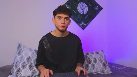 samevansx online show from September 18, 3:03 pm