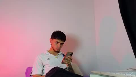 samevansx online show from December 14, 10:25 pm