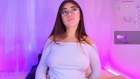 samii evans  online show from February 8, 7:05 pm