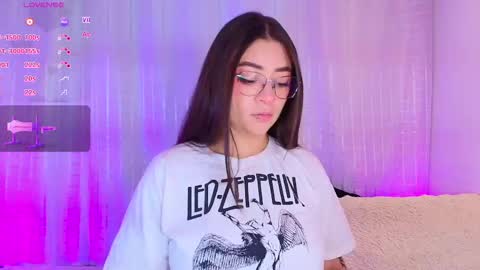 samii evans  online show from March 9, 2:50 am