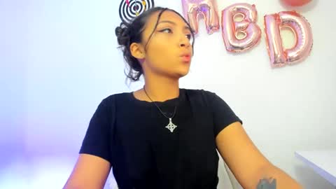 Snapshot of samikiulers chatting on December 13, 10:55 pm Sami online show from December 13, 10:55 pm