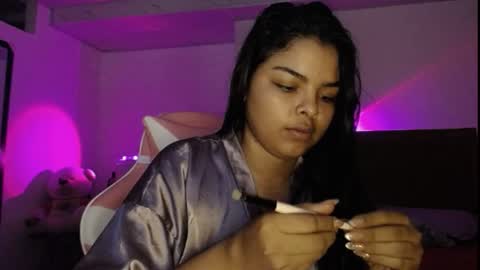Snapshot of samirabunny_222 chatting on April 27, 10:24 am Danna dulce online show from April 27, 10:24 am