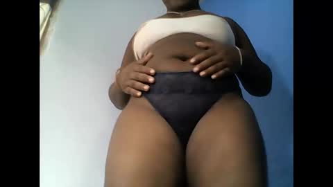 Snapshot of samirah_69 chatting on May 9, 11:59 am samirah_69 online show from May 9, 11:59 am