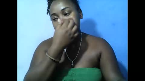 Snapshot of samirah_69 chatting on May 10, 3:28 pm samirah_69 online show from May 10, 3:28 pm