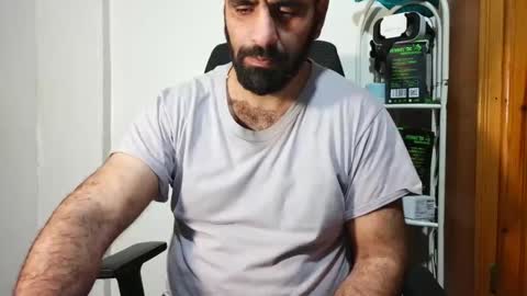 Snapshot of samirfuker84 chatting on May 17, 1:07 pm samirfuker84 online show from May 17, 1:07 pm