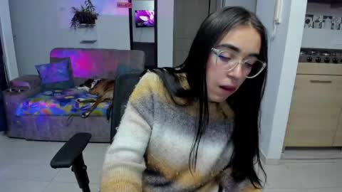 SARA online show from April 14, 3:12 am