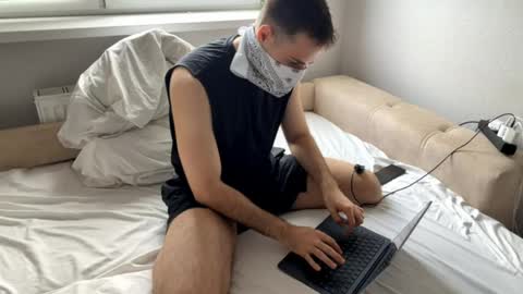 Sam online show from May 18, 9:48 am