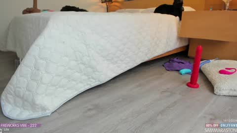 Maria online show from December 14, 7:03 pm