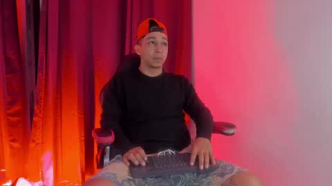 Sophie y Mark online show from September 10, 10:37 am