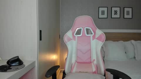 Ana online show from January 24, 4:59 am