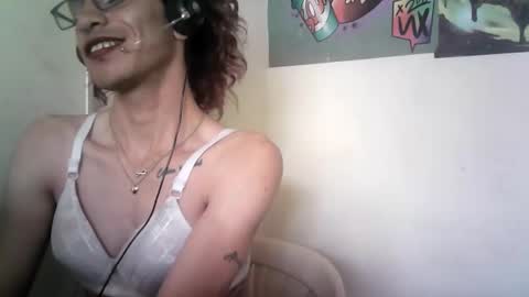 Snapshot of sammy_mcklain chatting on February 8, 6:11 pm sammy_mcklain online show from February 8, 6:11 pm