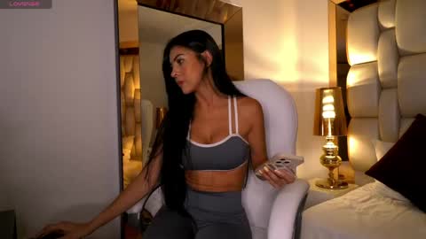 Snapshot of sammy_rios chatting on March 30, 6:09 pm Sammy online show from March 30, 6:09 pm