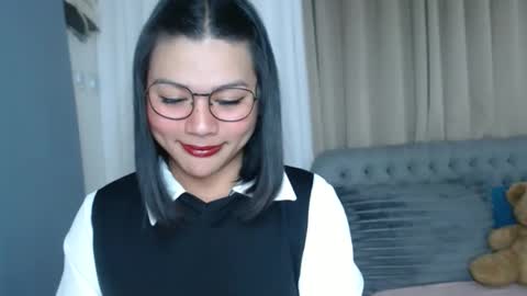 Snapshot of sammypretty19 chatting on February 13, 1:18 pm im throat fucker online show from February 13, 1:18 pm