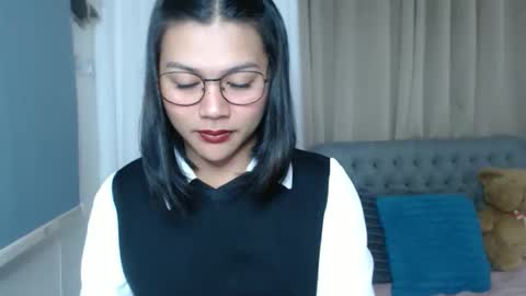 Snapshot of sammypretty19 chatting on February 19, 12:17 am im throat fucker online show from February 19, 12:17 am