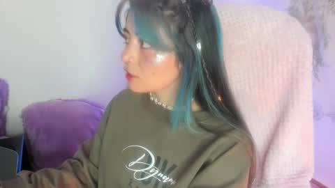 Snapshot of sammysammy_ chatting on March 15, 12:11 pm online show from March 15, 12:11 pm
