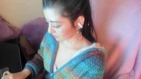 Snapshot of sammysammy_ chatting on March 19, 12:53 pm online show from March 19, 12:53 pm