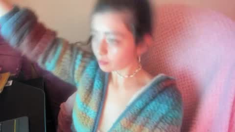 Snapshot of sammysammy_ chatting on April 1, 9:54 am online show from April 1, 9:54 am
