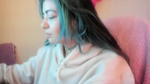 Snapshot of sammysammy_ chatting on April 5, 4:26 pm online show from April 5, 4:26 pm