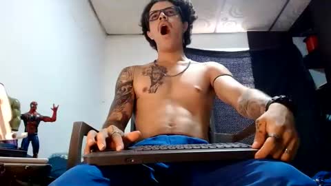 sammy model independiente online show from July 7, 12:53 pm