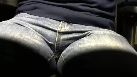 Snapshot of samsoncando1 chatting on February 3, 5:51 am samsoncando1 online show from February 3, 5:51 am