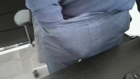 Snapshot of samsoncando1 chatting on March 10, 10:37 am samsoncando1 online show from March 10, 10:37 am