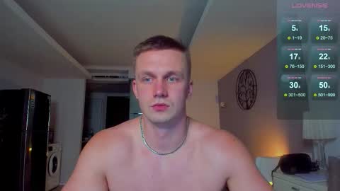 Snapshot of samuel_andrew chatting on March 17, 4:28 am Samuel online show from March 17, 4:28 am