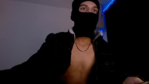   online show from January 9, 5:02 am