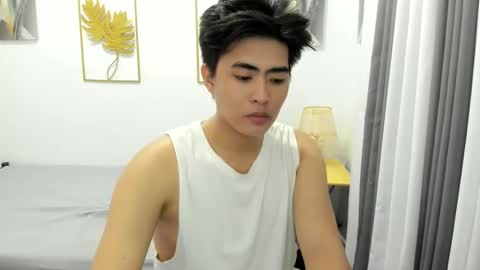 Snapshot of samuelangelo chatting on March 11, 7:26 am Sam online show from March 11, 7:26 am