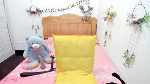 SamuelMorenor online show from May 11, 3:07 pm
