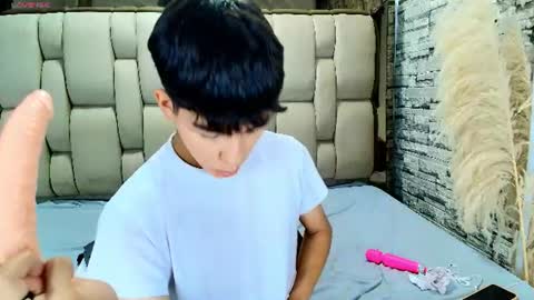 Snapshot of samygreyy_ chatting on June 30, 3:46 pm SAMY GREY... online show from June 30, 3:46 pm