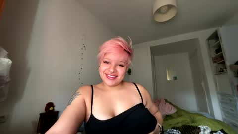 Snapshot of samymoon3 chatting on October 29, 9:33 am Samymoon online show from October 29, 9:33 am