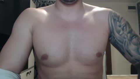 Snapshot of sanchezerik4 chatting on December 10, 12:16 pm Sanchez Erik online show from December 10, 12:16 pm