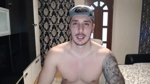 Snapshot of sanchezerik4 chatting on December 19, 7:51 am Sanchez Erik online show from December 19, 7:51 am