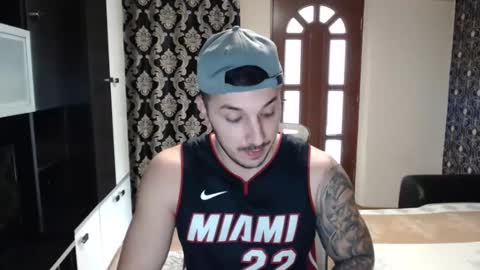 Snapshot of sanchezerik4 chatting on January 13, 9:30 am Sanchez Erik online show from January 13, 9:30 am